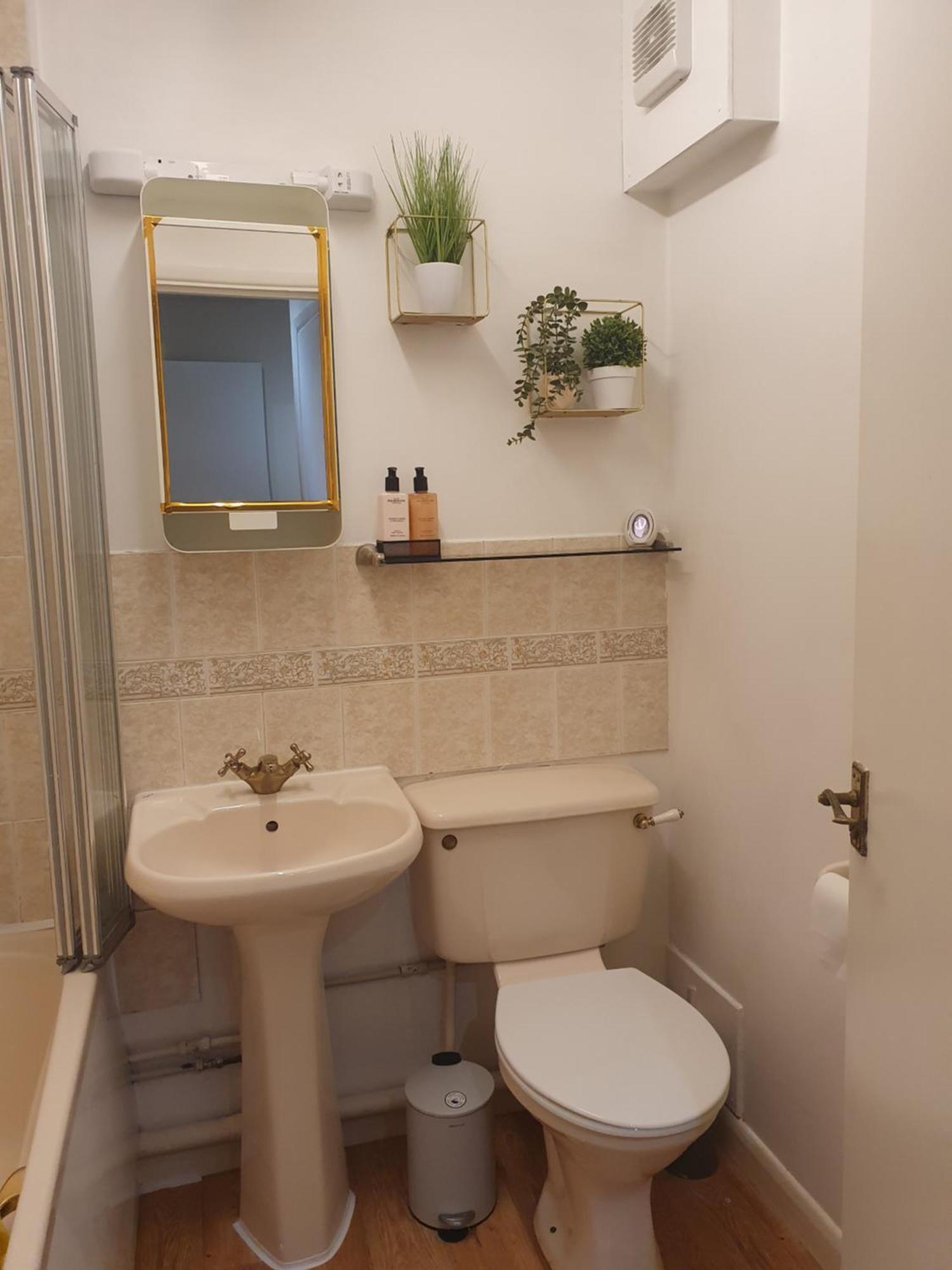 Lovely 1Bedrood Apartment Guildford Esterno foto