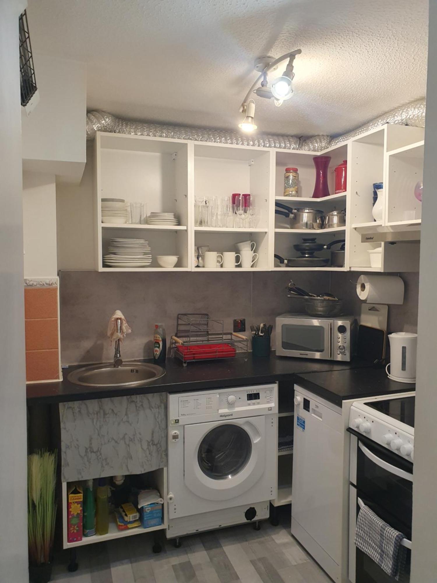 Lovely 1Bedrood Apartment Guildford Esterno foto