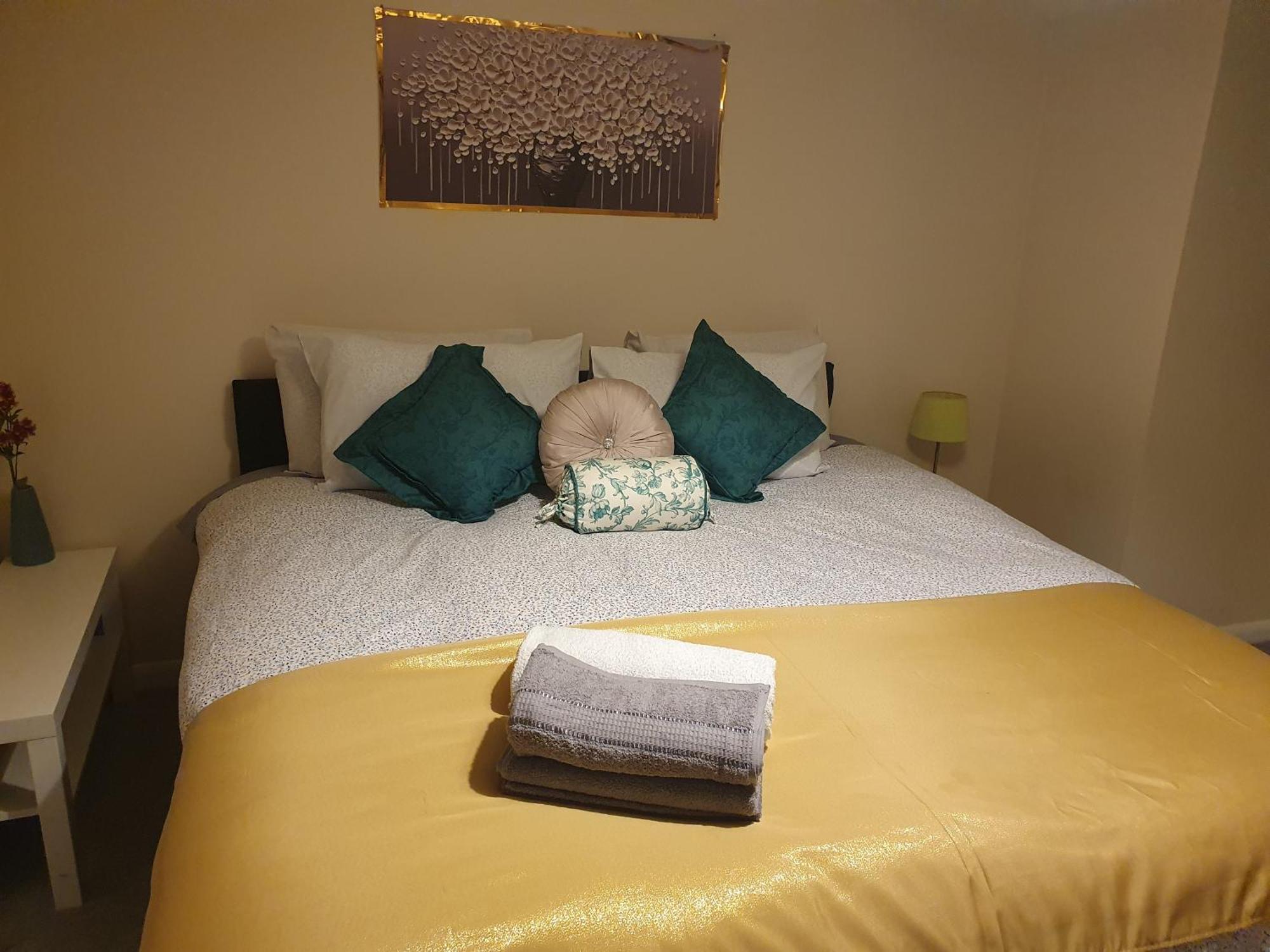 Lovely 1Bedrood Apartment Guildford Esterno foto