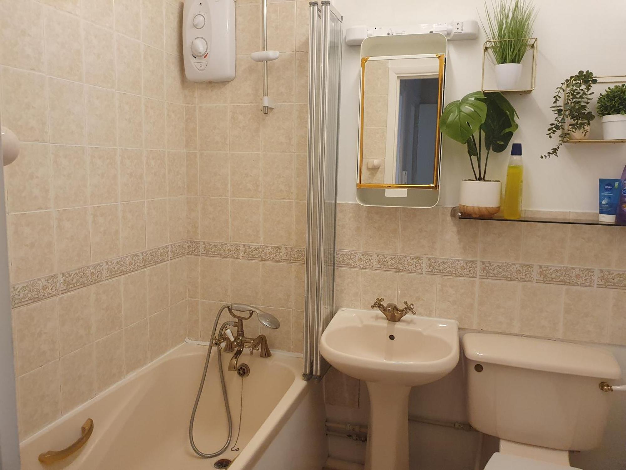 Lovely 1Bedrood Apartment Guildford Esterno foto