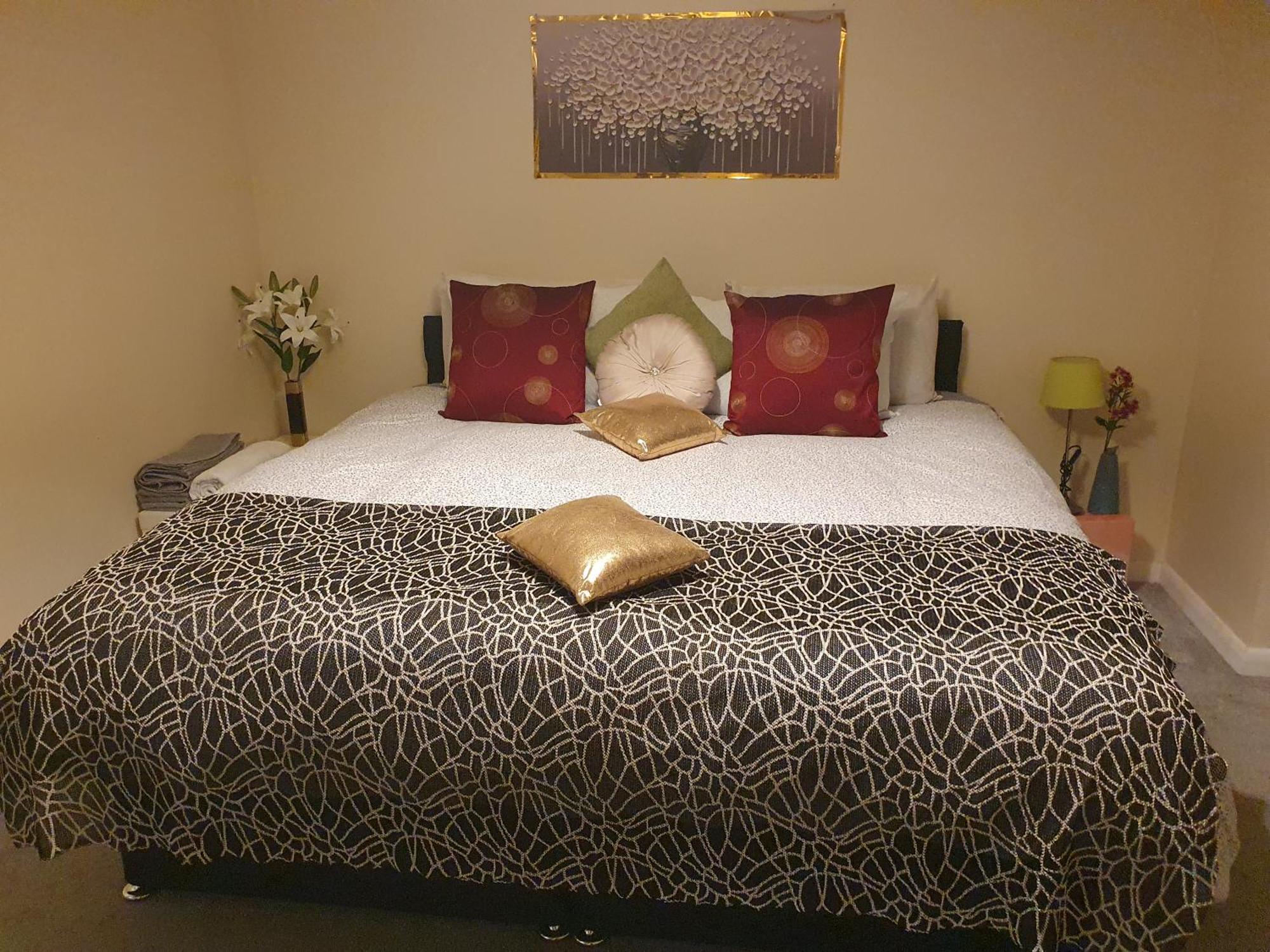 Lovely 1Bedrood Apartment Guildford Esterno foto